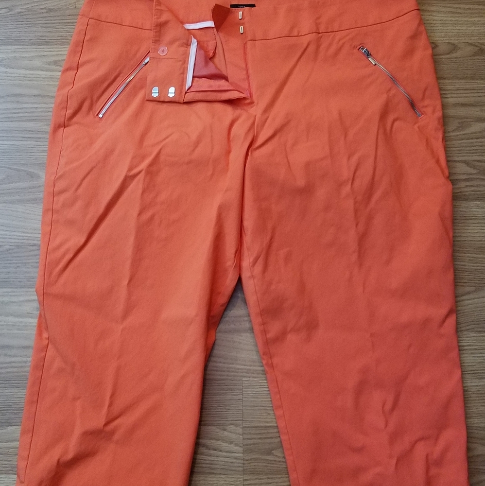 Crop pants